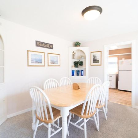 Surfers Cove Villa Seaside Bagian luar foto